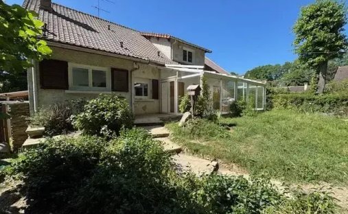 House in Nord Est, Gretz-Armainvilliers, France 1