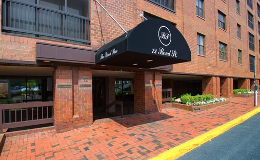 Condo in Great Neck, New York, United States 1
