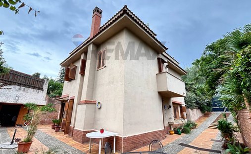 Villa in Michelangelo Zone, Palermo, Italy 1