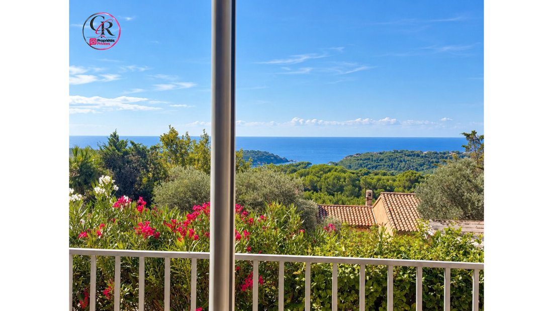 Villa in Ensuès-la-Redonne, Provence-Alpes-Côte d'Azur, France 4 - 18994331