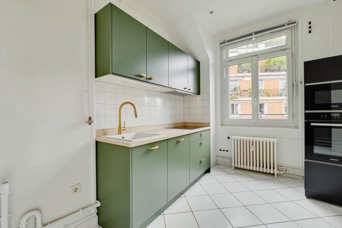 Apartment in Muette Sud, Paris 16e Arrondissement, Paris 3 - 18993889