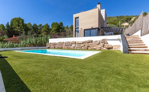 Villa à Vallirana, Catalogne, Espagne 1