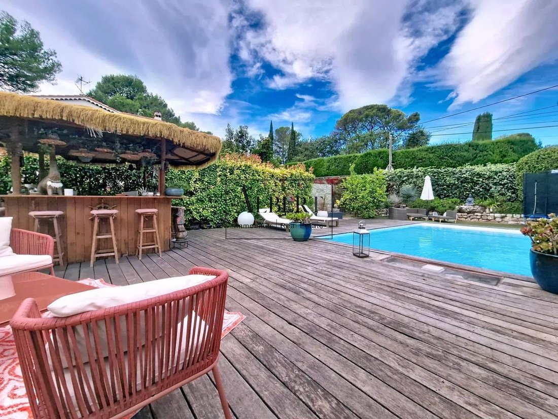 Villa in Mougins, Provence-Alpes-Côte d'Azur, France 3 - 16966312