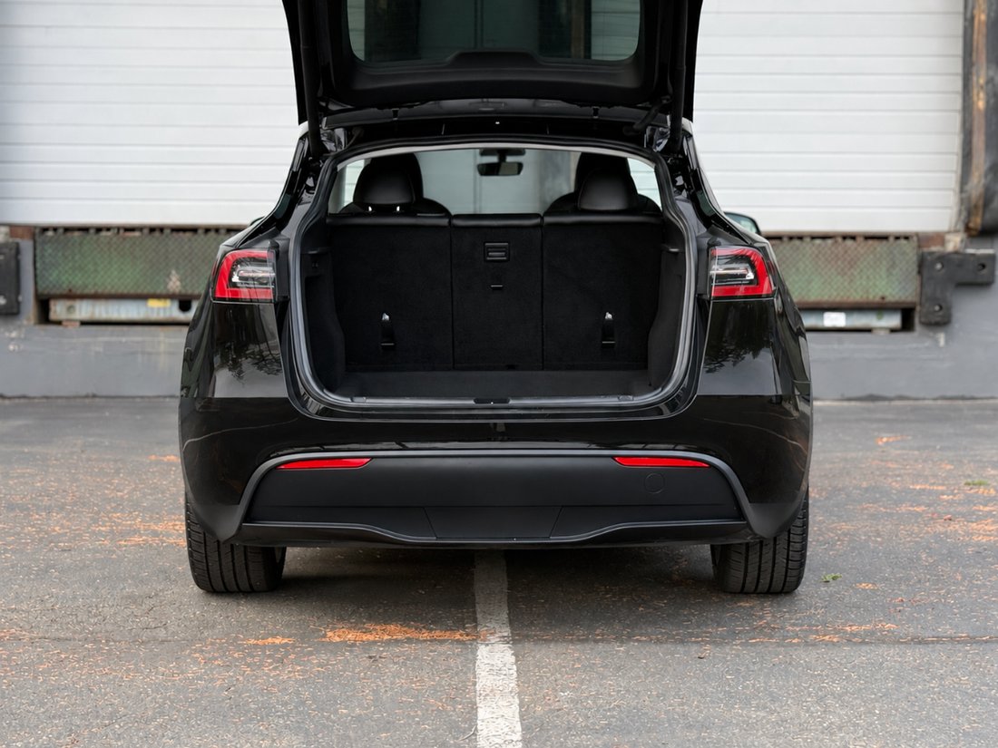 Suv in Kent, WA, United States 5 - 18993808