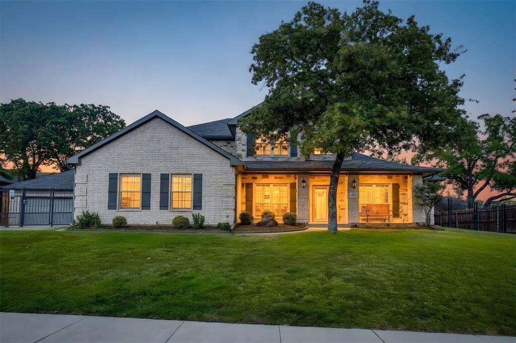 House in Burleson, Texas, United States 3 - 18996079