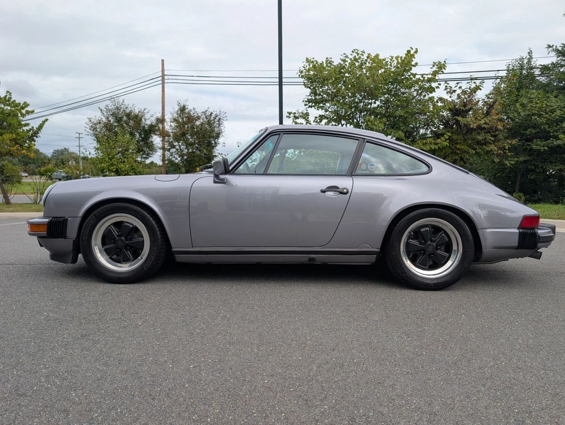 Coupe in Ashburn, VA, United States 4 - 18997087