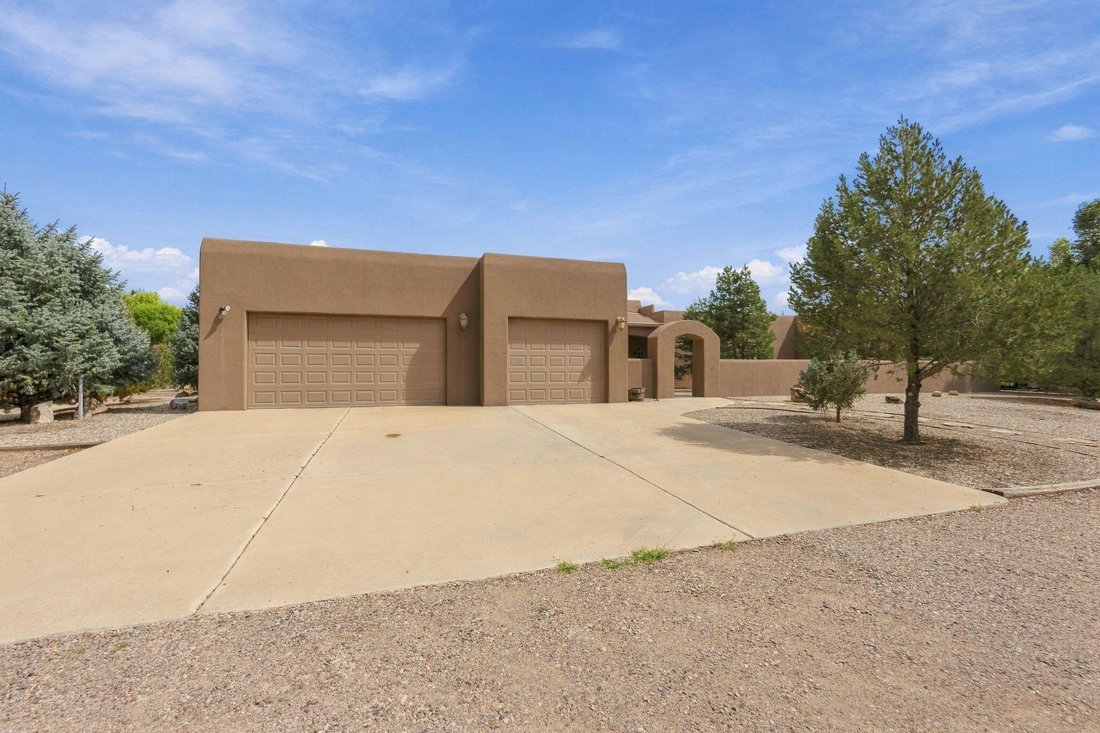 House in Los Lunas, New Mexico, United States 4 - 18994932