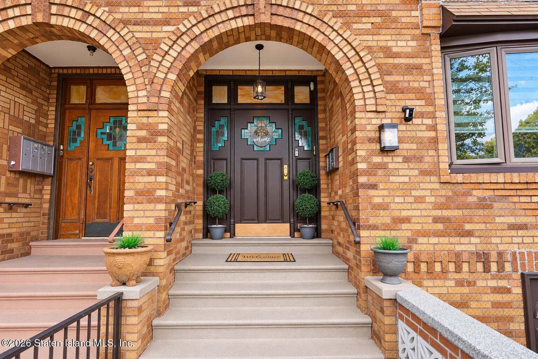 House in New York, New York, United States 4 - 18994869
