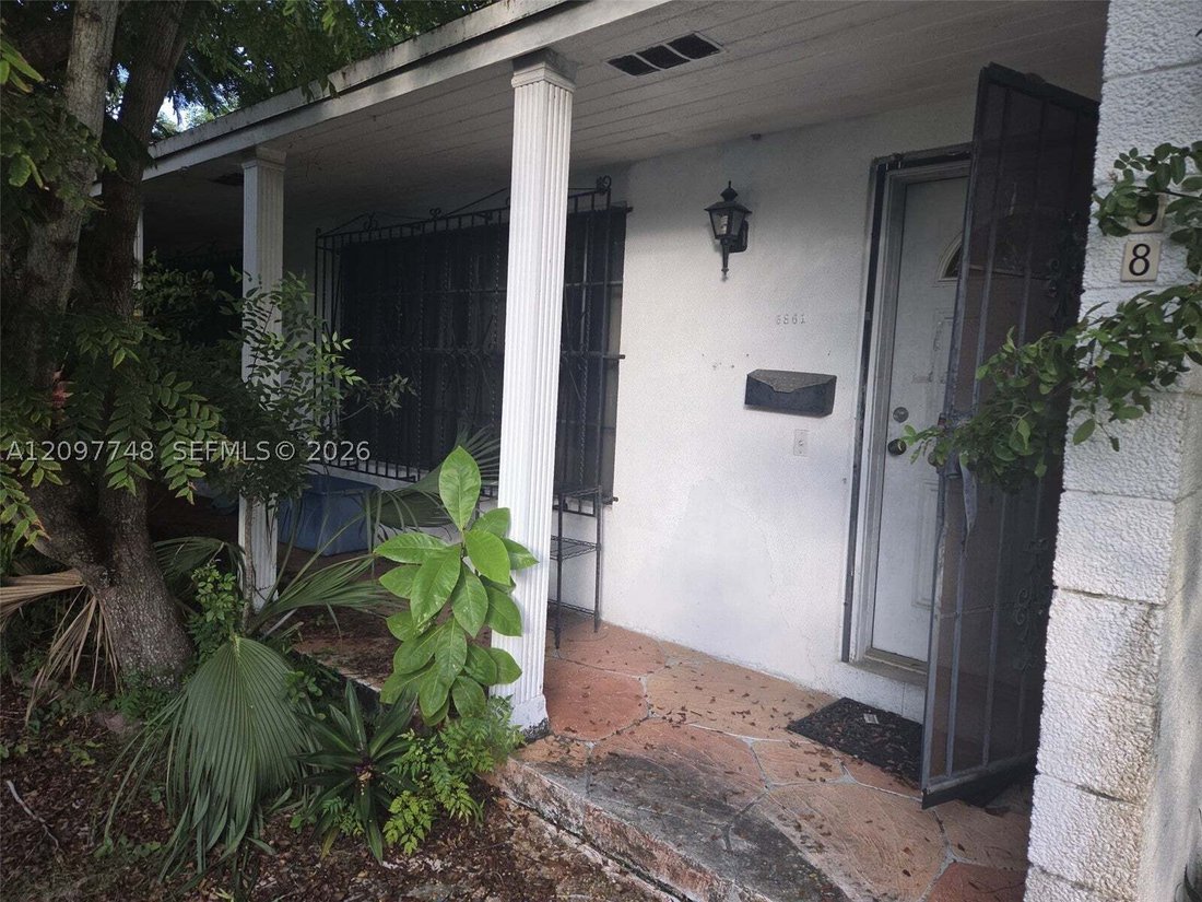 House in Miami, Florida, United States 2 - 18995679