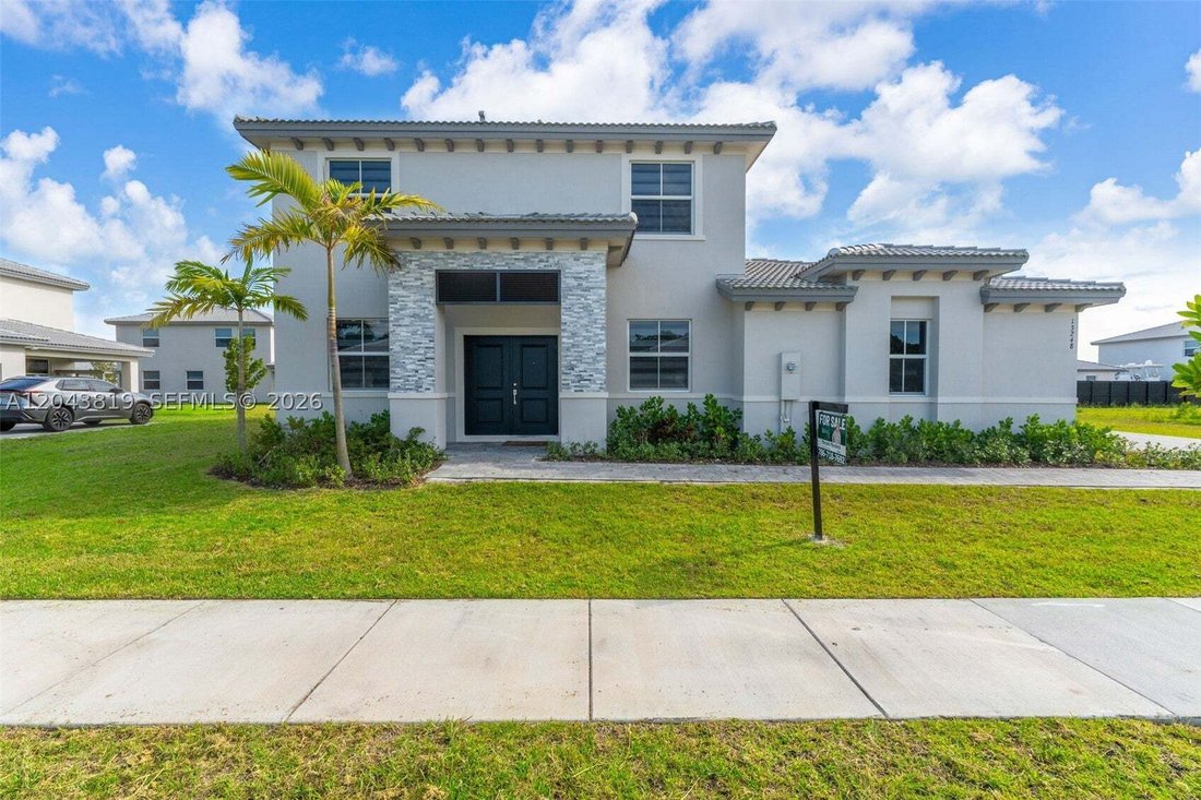 House in Miami, Florida, United States 1 - 18478003