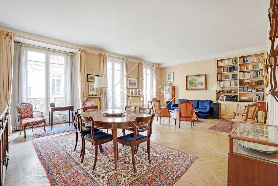 Apartment in Elysées-Madeleine, Paris 8e Arrondissement, Paris 5 - 18994191