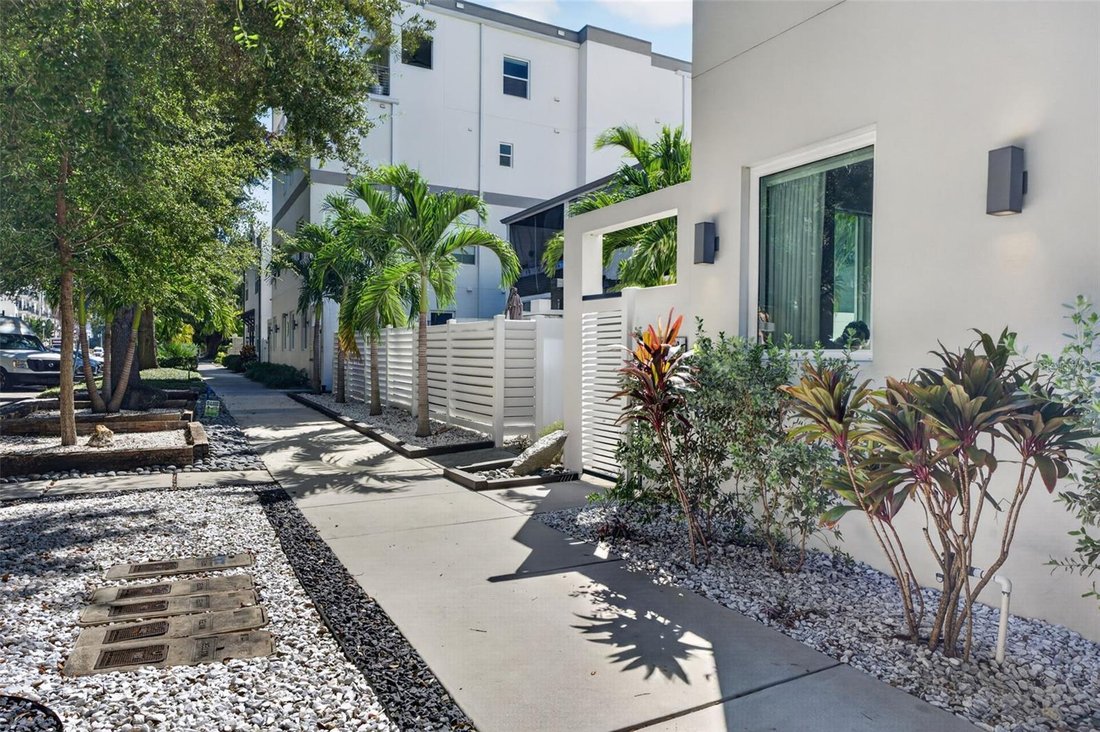 Condo in St. Petersburg, Florida, United States 2 - 18993180