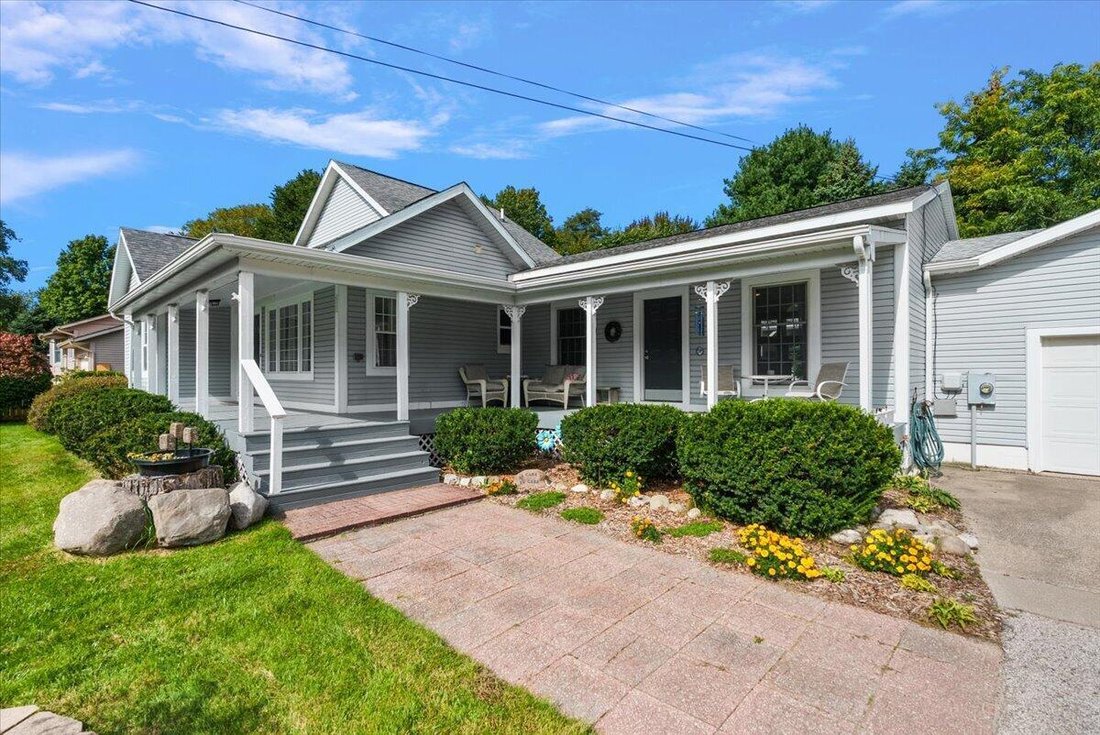 House in Muskegon, Michigan, United States 5 - 18996229