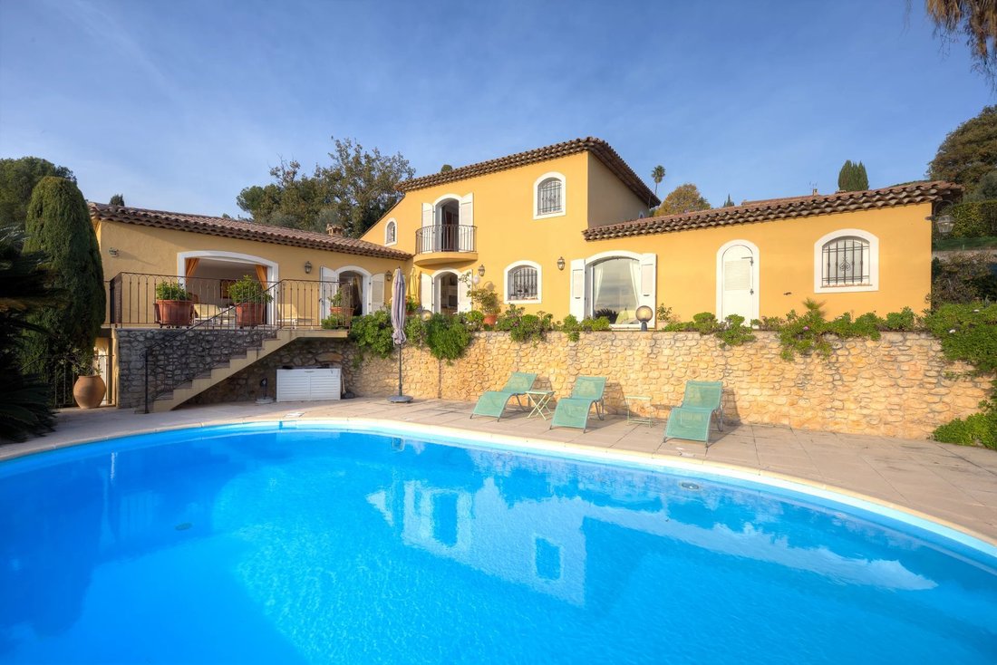 Villa in Collettes Bréguières-Les Vaux, Cagnes-sur-Mer, France 1 - 16609250