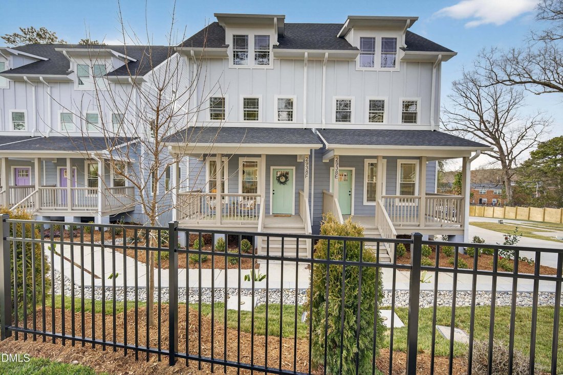 Townhouse in Chapel Hill, North Carolina, United States 2 - 18995652