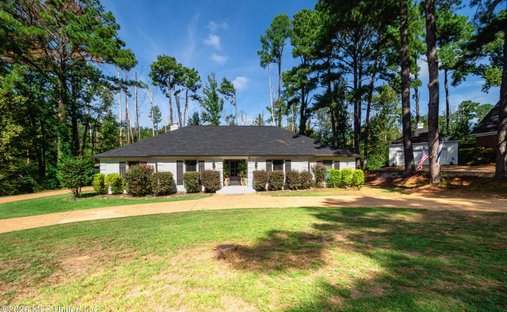 House in Madison, Mississippi, United States 1