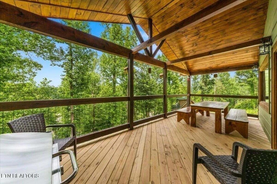 House in Gatlinburg, Tennessee, United States 3 - 18995503
