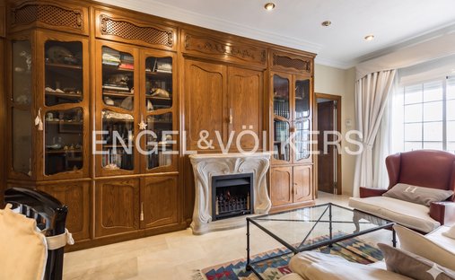 Penthouse in Districte III, l'Hospitalet de Llobregat, Spain 1