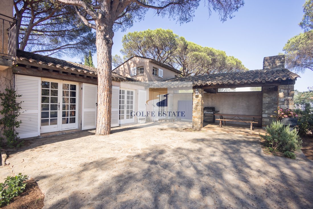 Villa in La Croix-Valmer, Provence-Alpes-Côte d'Azur, France 4 - 18996585