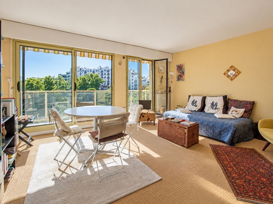 Apartment in Saint Lambert, Paris 15e Arrondissement, Paris 1 - 18994093
