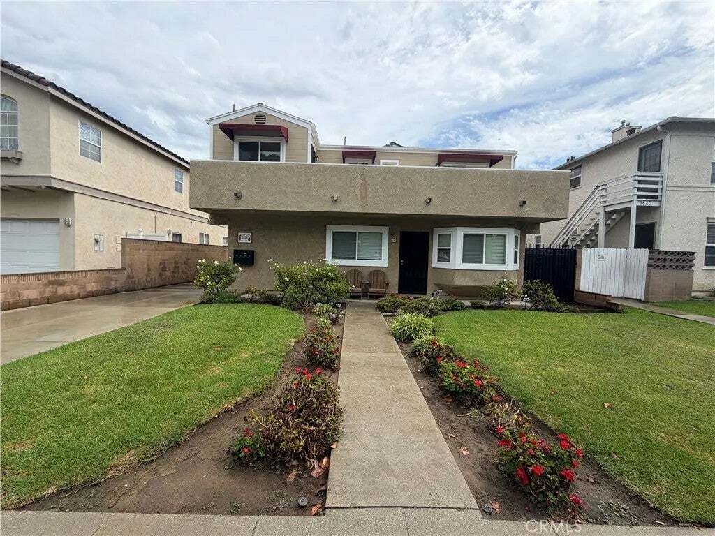 Torrance, California, United States 2 - 18995882