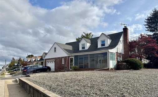 Rockville Centre, New York, United States 1