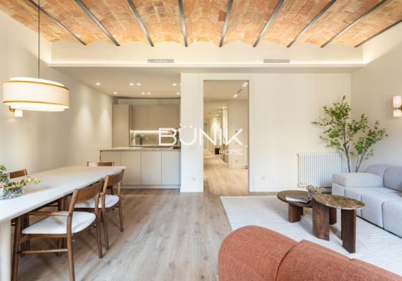 Apartment in Eixample, Barcelona, Spain 4 - 18993069