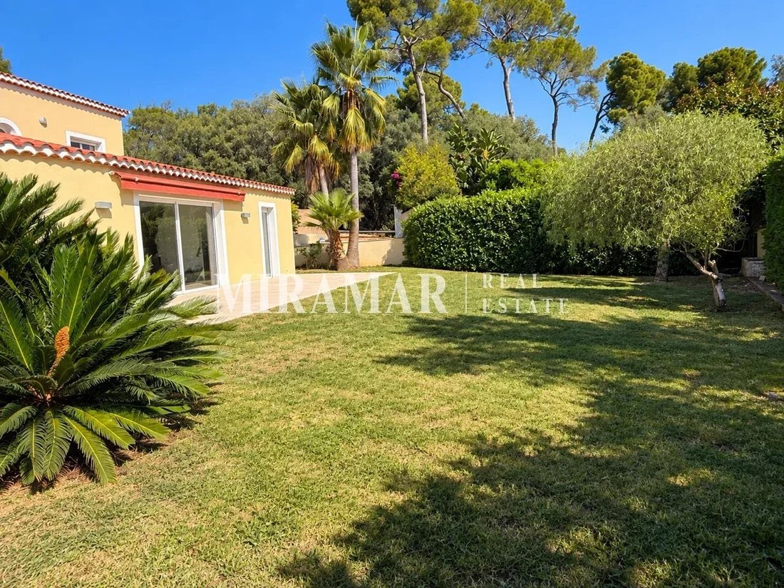 Villa in Mont Boron, Nice, Provence-Alpes-Côte d'Azur 3 - 18994119