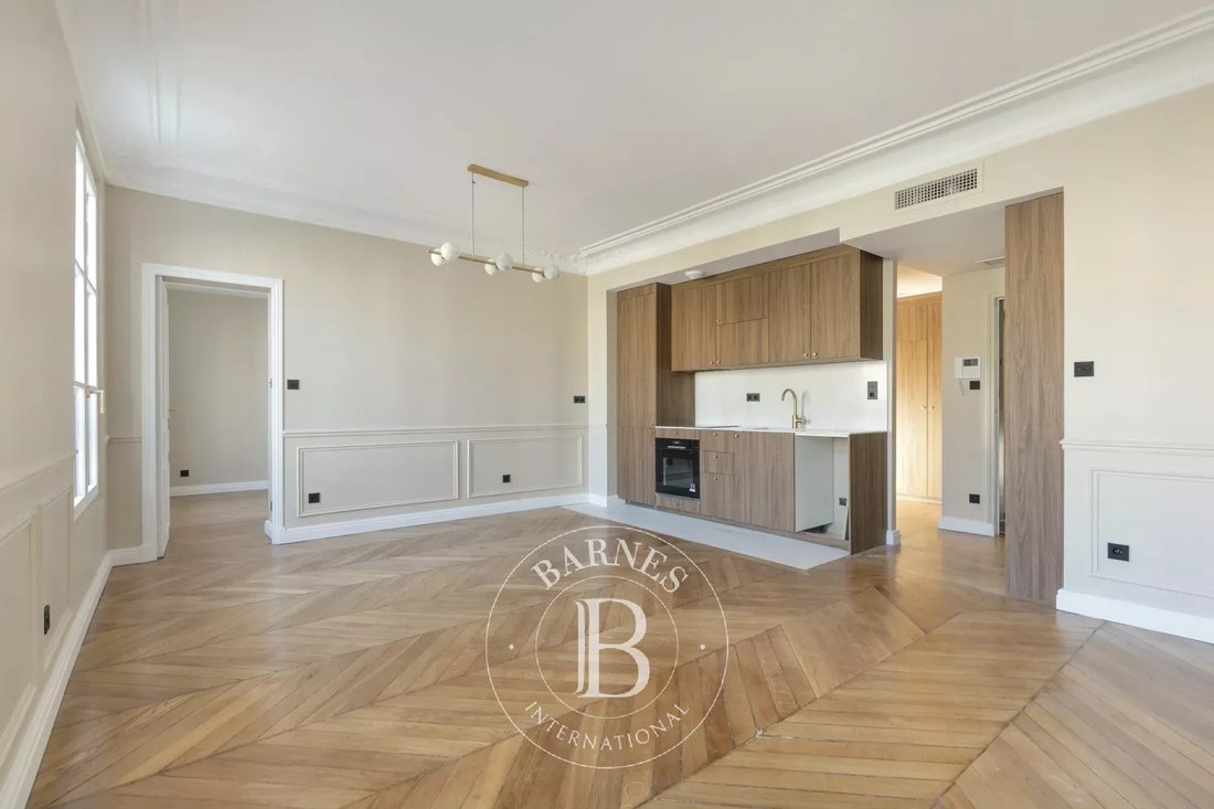 Appartement à Saint Philippe du Roule, Paris 8e Arrondissement, Paris 2 - 17381551