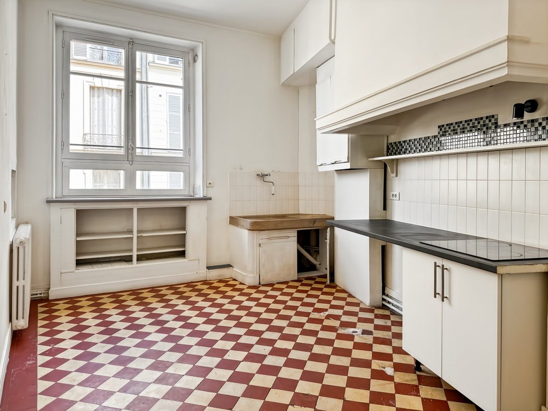Apartment in Domaine National du Château, Versailles, France 4 - 18997889