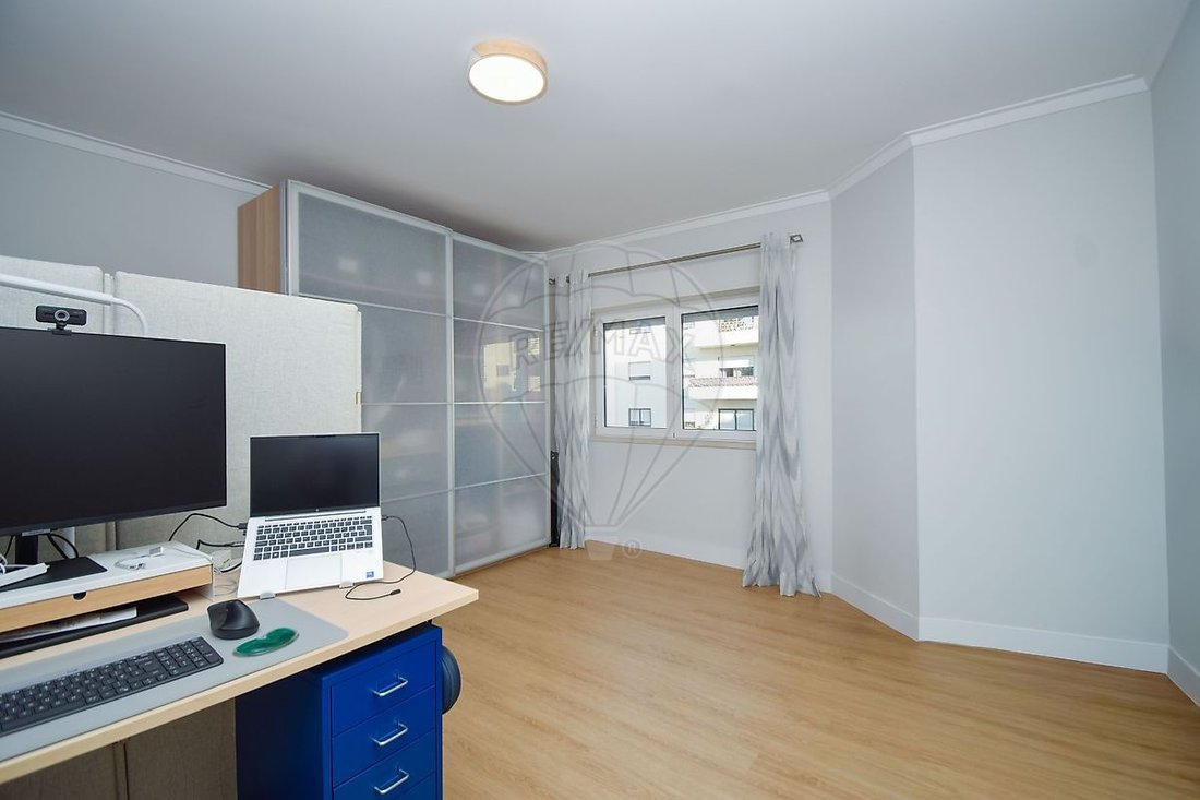 Apartment in Sao Domingos de Rana, Lisbon, Portugal 1 - 18993285