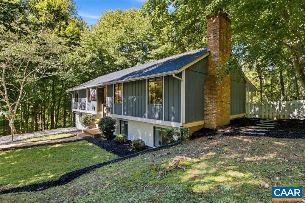 House in Charlottesville, Virginia, United States 4 - 18992771
