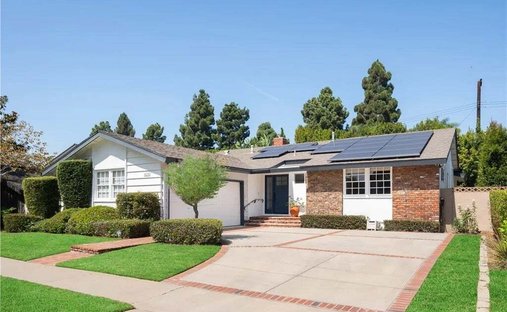 House in Signal Hill, California, United States 1