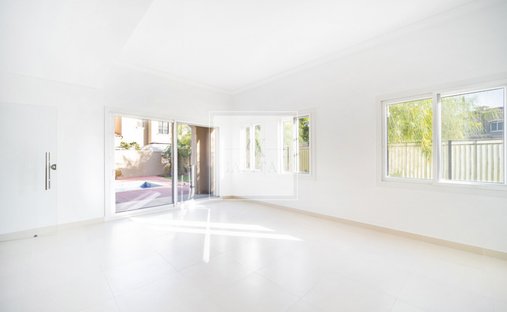 Villa in Downtown Dubai, Dubai, United Arab Emirates 1