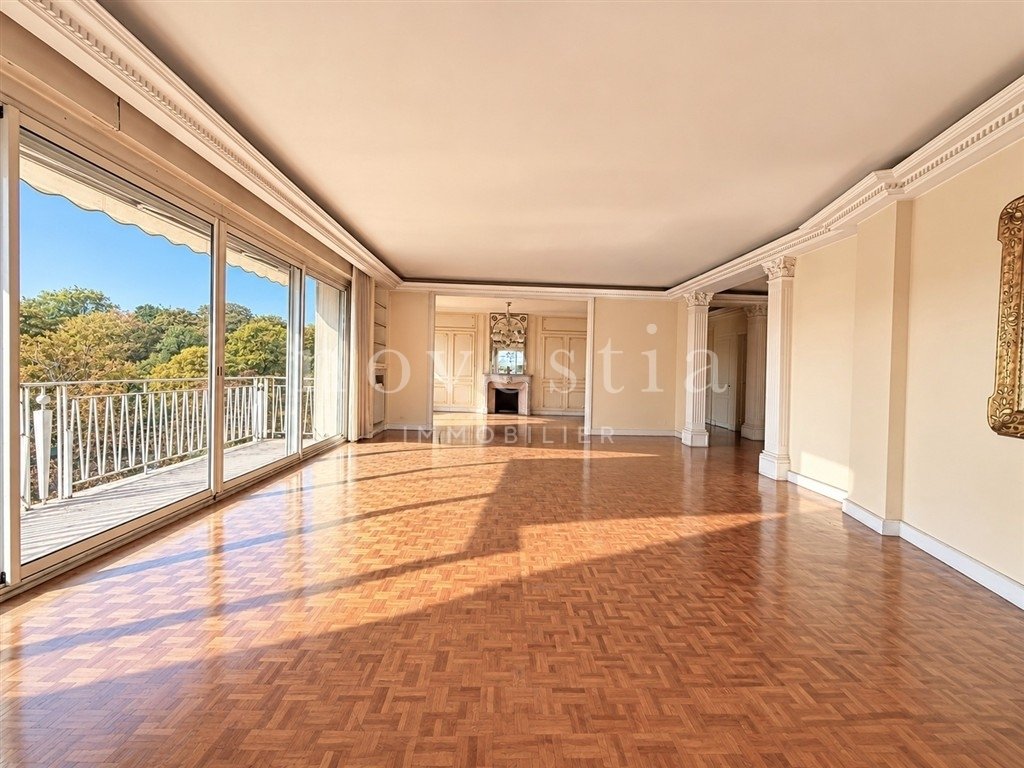 Apartment in Bois de Boulogne, Paris 16e Arrondissement, Paris 1 - 18994045