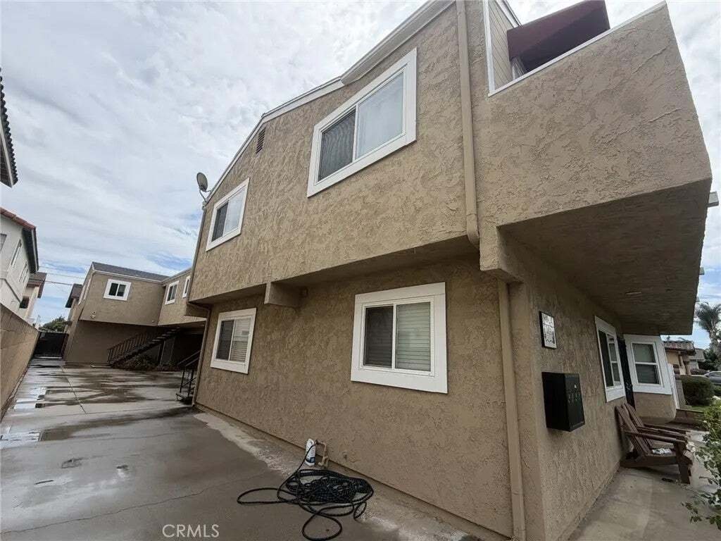 Torrance, California, United States 4 - 18995882