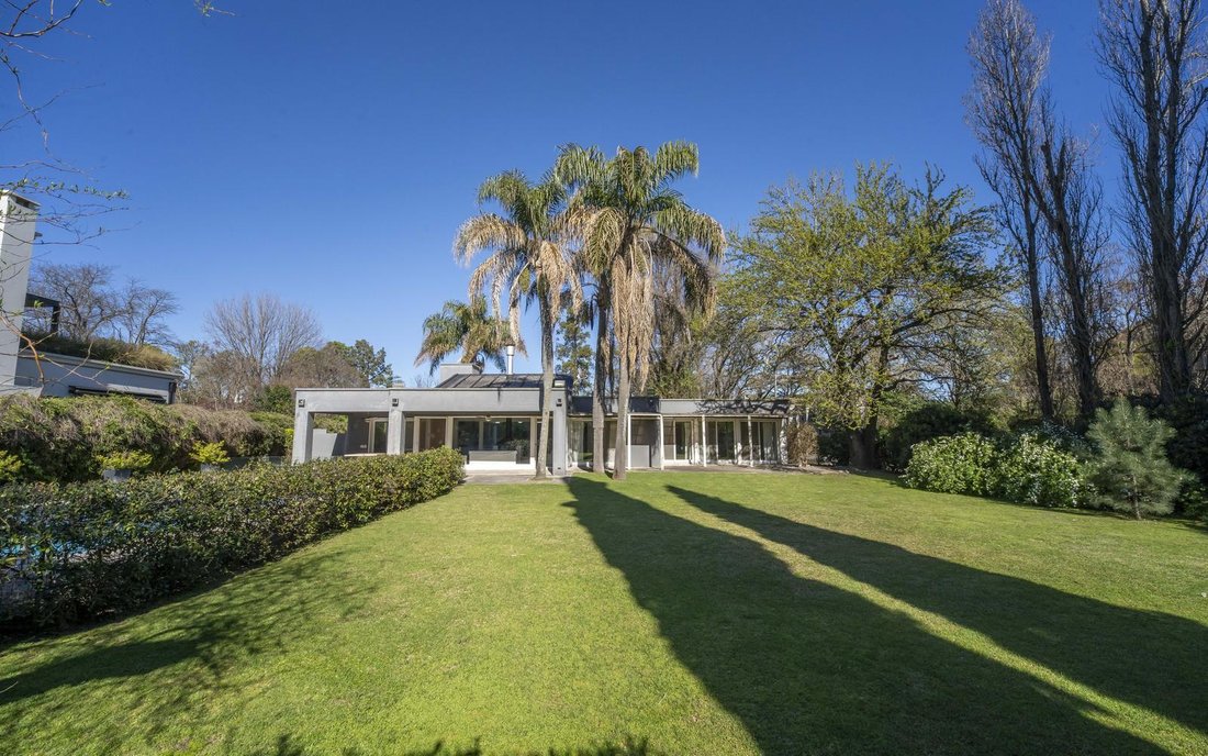 House in Manuel Alberti, Buenos Aires Province, Argentina 1 - 18992655
