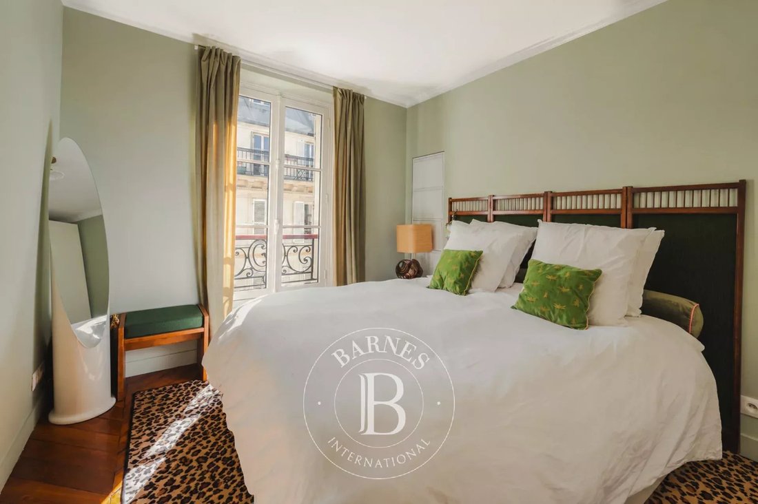 Appartamento a Lorette-Martyrs, Paris 9e Arrondissement, Parigi 4 - 18942502