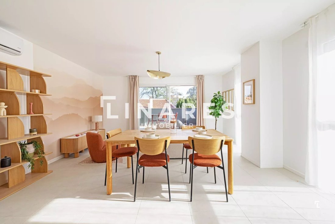 Apartment in Est-Repentance-Les Trois Bons Dieux, Aix-en-Provence, France 2 - 18994019