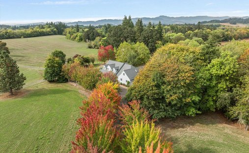 House in Carlton, Oregon, United States 1