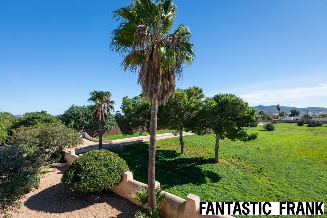 Villa in Sant Jordi de ses Salines, Sant Josep de sa Talaia, Balearic Islands 4 - 18996707