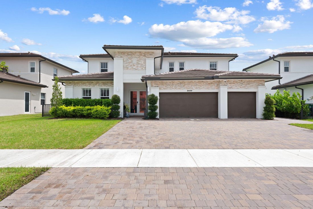 House in Davie, Florida, United States 3 - 18995733