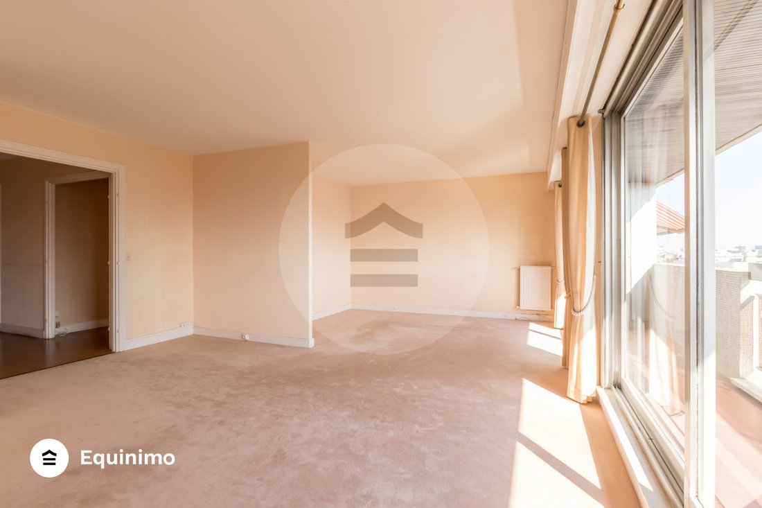 Apartment in Hôtel de Ville-Planchette, Levallois-Perret, France 2 - 18996174