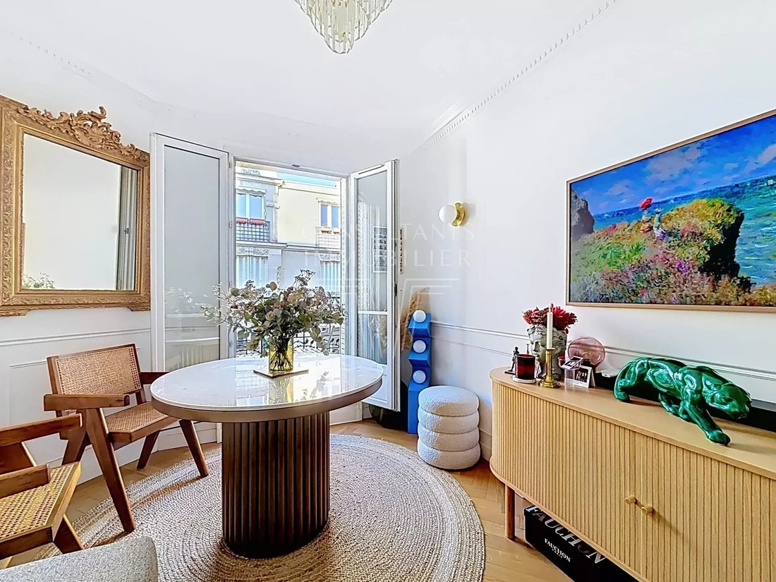 Apartment in Cambronne-Garibaldi, Paris 15e Arrondissement, Paris 1 - 18993530