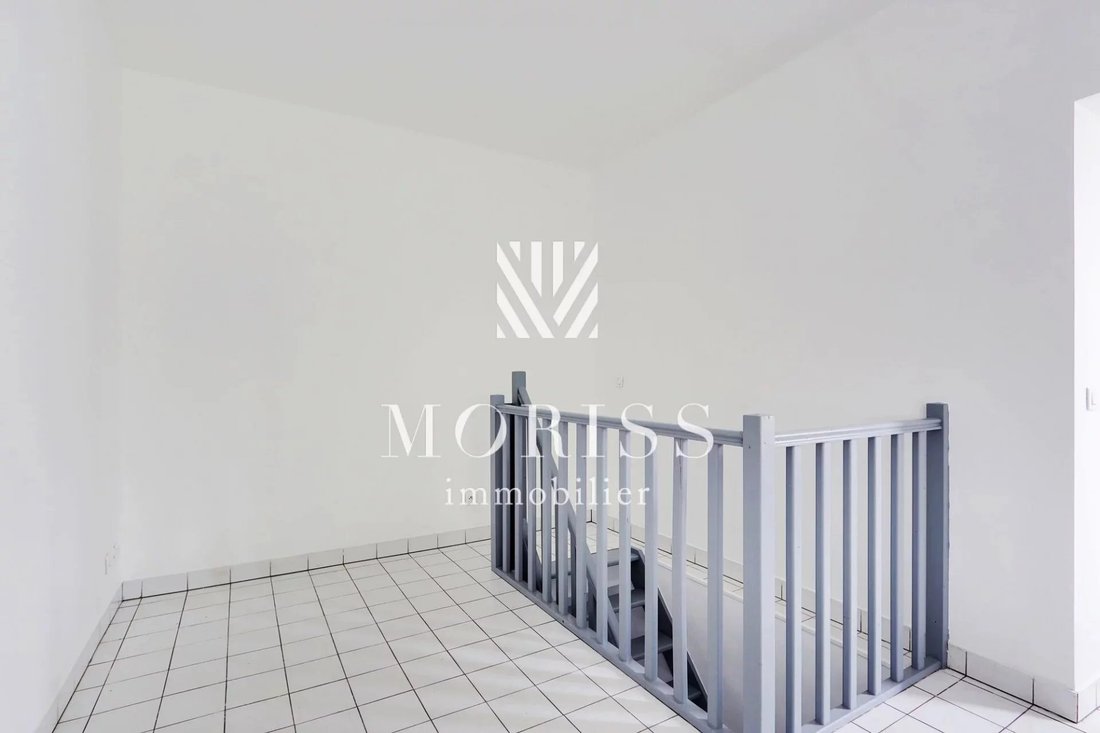 Estate in Rosiers-Les Puces, Saint-Ouen-sur-Seine, France 5 - 18994066