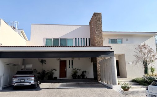 House in Jardines de la Silla, Nuevo Leon, Mexico 1