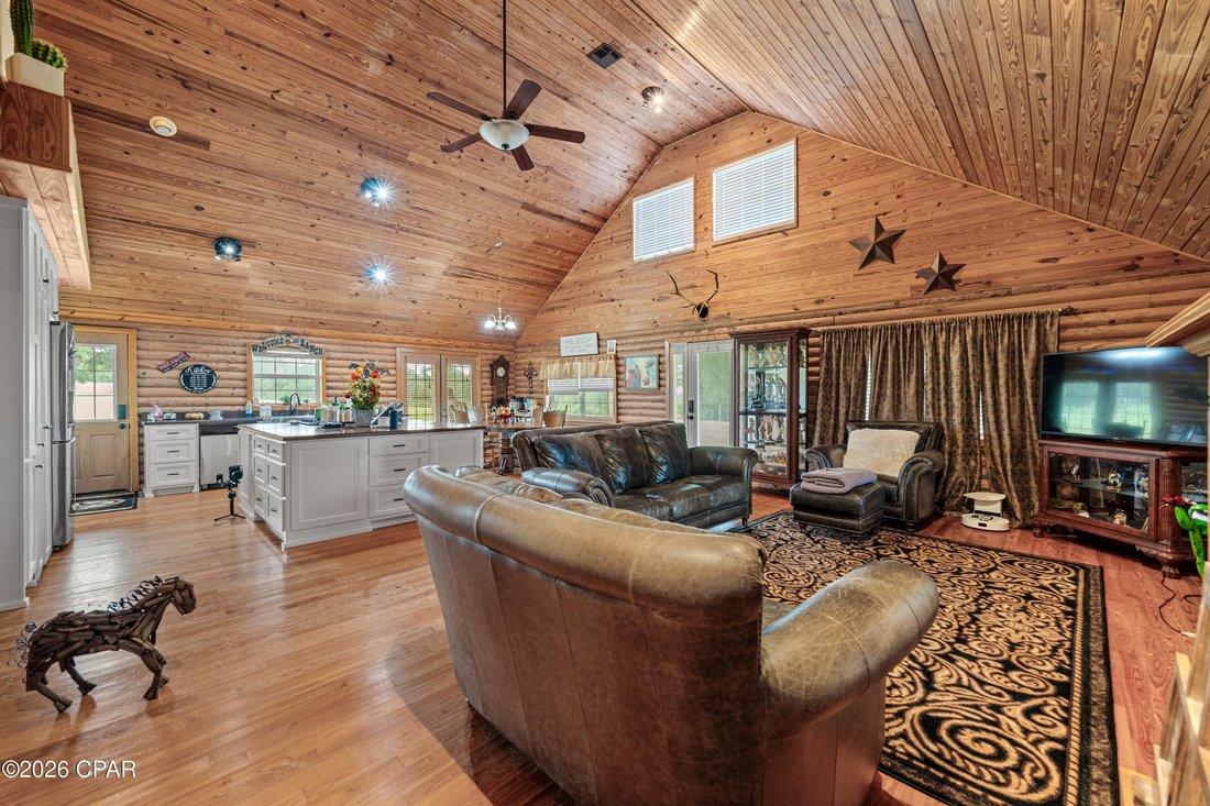 Farm Ranch in Fountain, Florida, United States 2 - 18994887