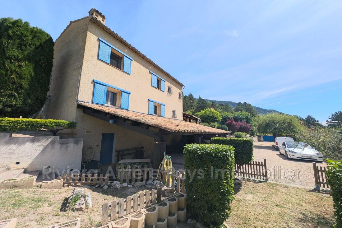 Villa in Puget-Théniers, Provence-Alpes-Côte d'Azur, France 4 - 18993760