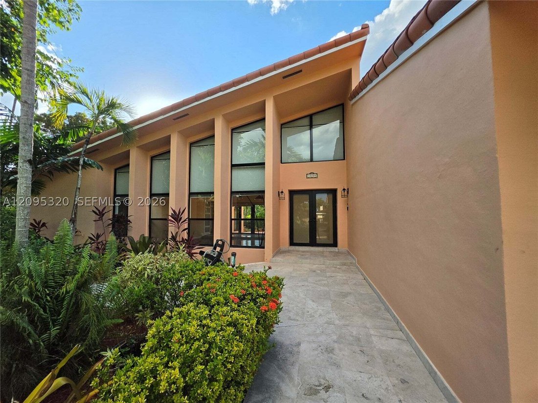 House in Miami, Florida, United States 1 - 18995707