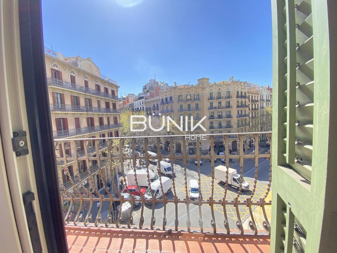 Apartment in Eixample, Barcelona, Spain 3 - 18993006